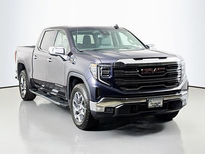 New 2026 GMC Sierra 1500 SLT w/ SLT Premium Package
