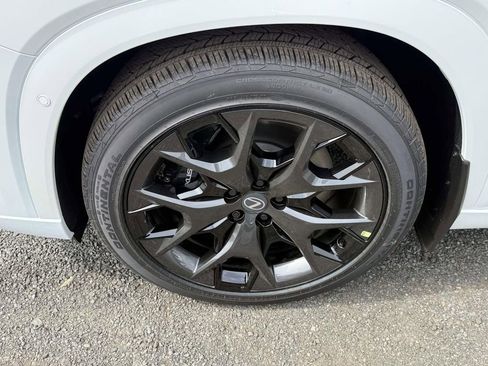 New 2026 Lexus TX 500h AWD image 7