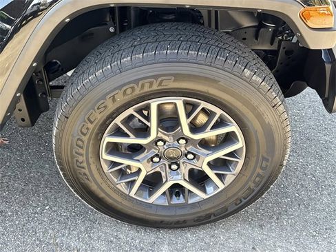 Used 2024 Jeep Wrangler Sahara w/ Safety Group image 13