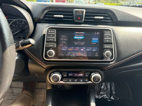 Used 2021 Nissan Versa SR w/ Convenience Package FWD image 19