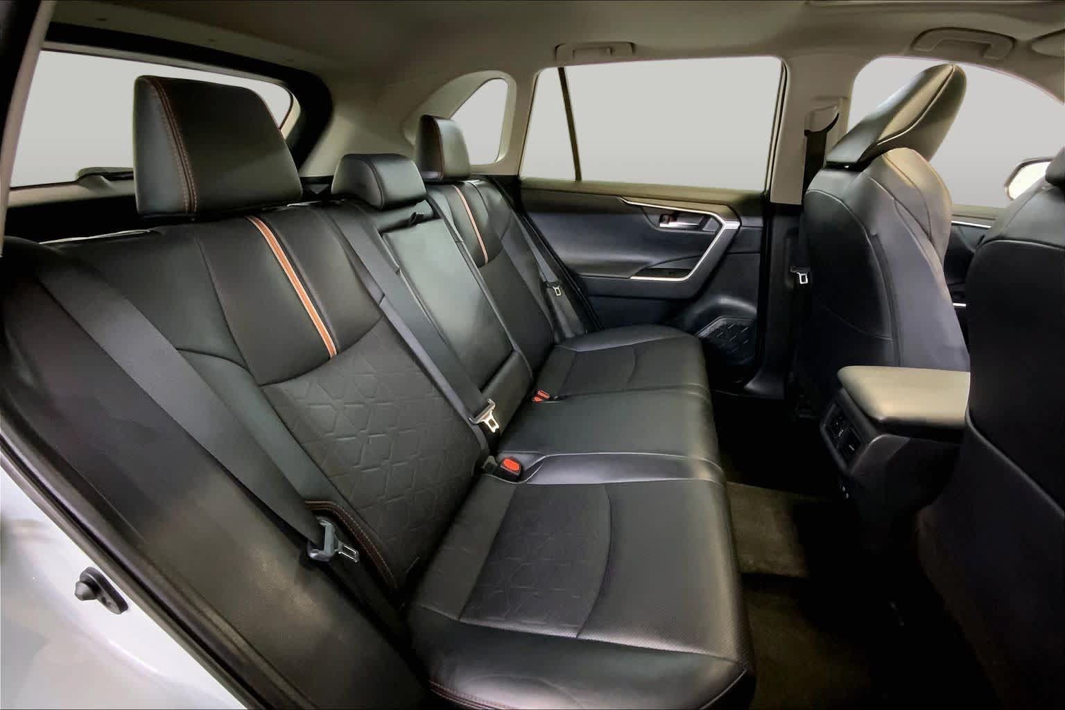 Used 2019 Toyota RAV4 Adventure w/ Cold Weather Package AWD/4WD image 19