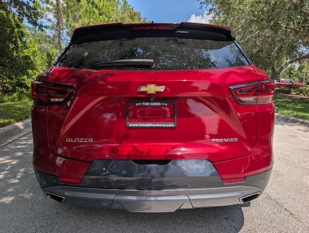 Used 2024 Chevrolet Blazer Premier w/ Enhanced Convenience Package FWD image 7