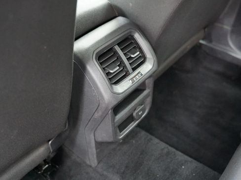 Used 2020 Volkswagen Tiguan S FWD image 11