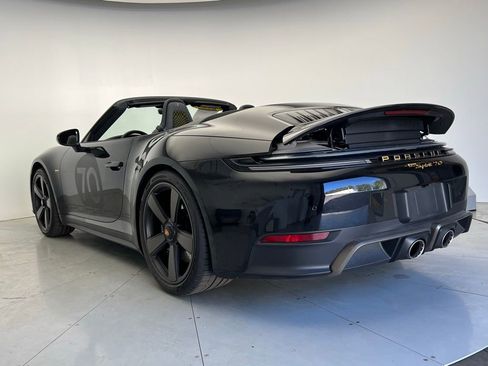 Used 2026 Porsche 911 Carrera GTS RWD image 3