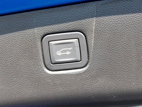 New 2026 Chevrolet Blazer LT w/ Convenience Package AWD/4WD image 9