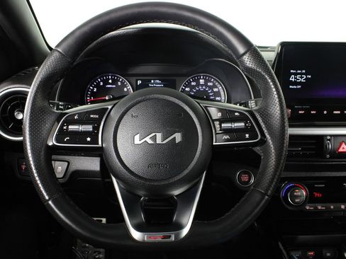 Used 2024 Kia Forte GT-Line w/ GT-Line Premium Package image 24