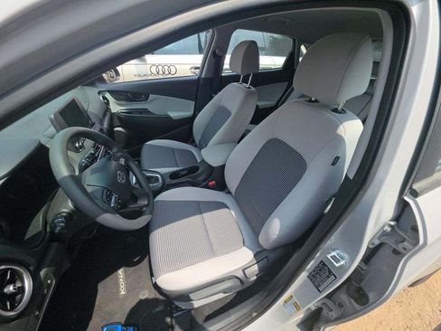 Used 2023 Hyundai Kona SE AWD/4WD image 7