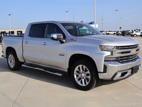 Used 2022 Chevrolet Silverado 1500 LTZ AWD/4WD image 6