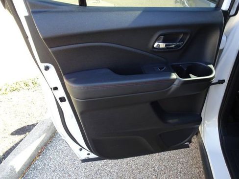 Used 2022 Honda Ridgeline Black Edition image 18