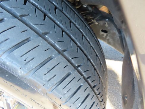 Used 2024 Jeep Grand Wagoneer L Series II w/ Quick Order Packagew 28T image 12