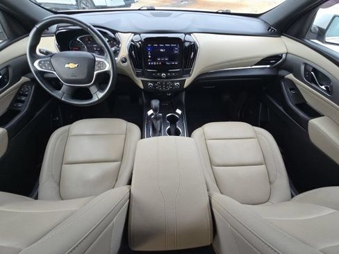 Used 2023 Chevrolet Traverse LT w/ LT Premium Package FWD image 37