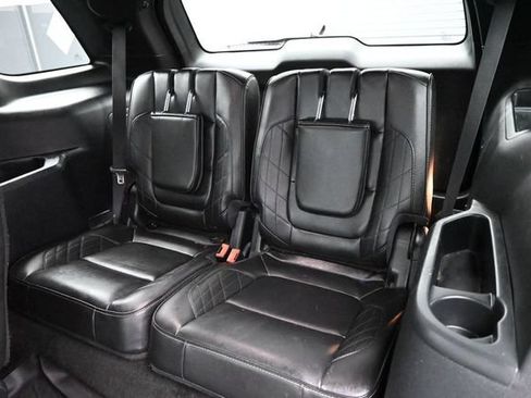 Used 2018 Ford Explorer Platinum AWD/4WD image 20