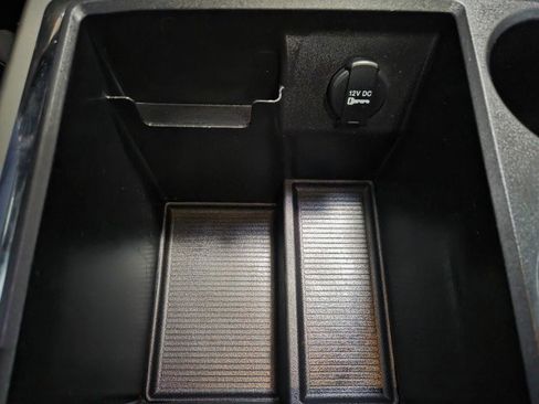 Used 2015 RAM 3500 Laramie image 54