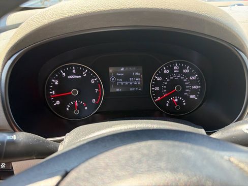 Used 2019 Kia Sportage LX FWD image 13