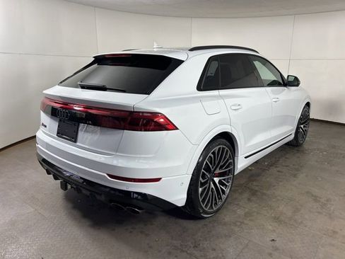 New 2026 Audi SQ8 Prestige image 7