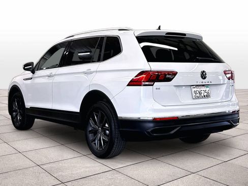 Used 2023 Volkswagen Tiguan SE w/ Panoramic Sunroof Package AWD/4WD image 7
