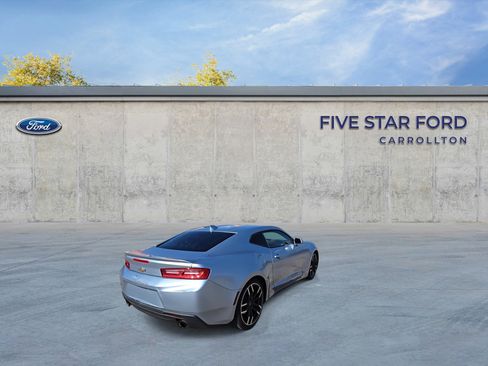Used 2018 Chevrolet Camaro LT w/ RS Package image 8