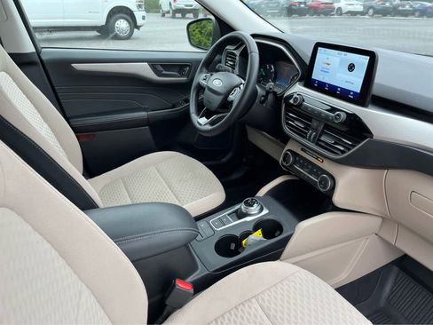 Used 2022 Ford Escape SE w/ Convenience Package AWD/4WD image 37
