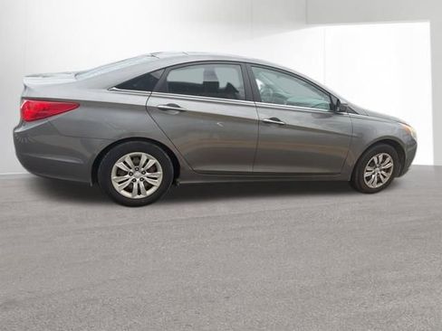 Used 2011 Hyundai Sonata GLS FWD image 7
