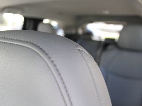 Certified 2026 Toyota Sienna XLE FWD image 72
