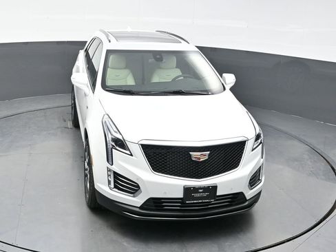 New 2025 Cadillac XT5 Sportv w/ LPO, Floor Liner Package image 33