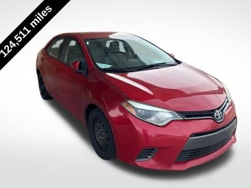 Used 2016 Toyota Corolla L FWD image 2