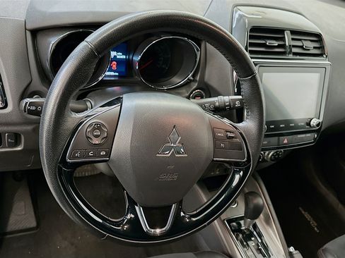 Used 2024 Mitsubishi Outlander Sport SE image 18