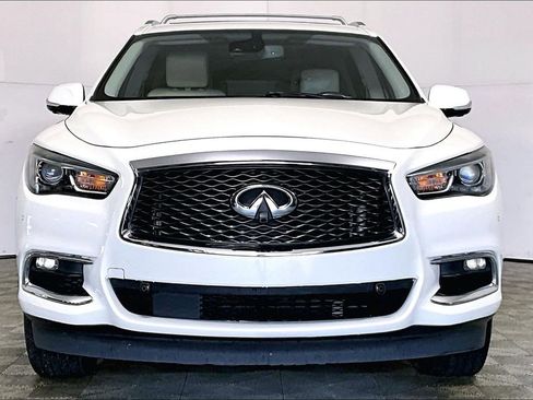 Used 2018 INFINITI QX60 Luxe w/ Deluxe Technology Package image 3