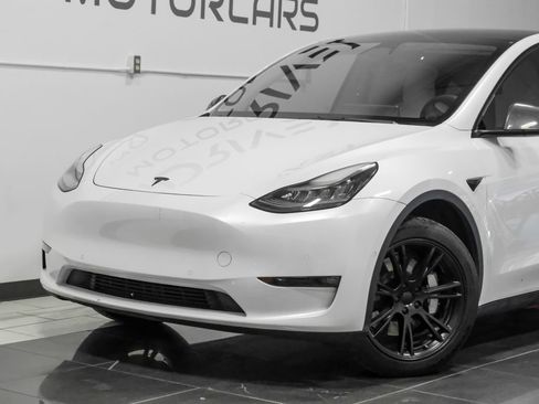Used 2021 Tesla Model Y Long Range AWD/4WD image 10