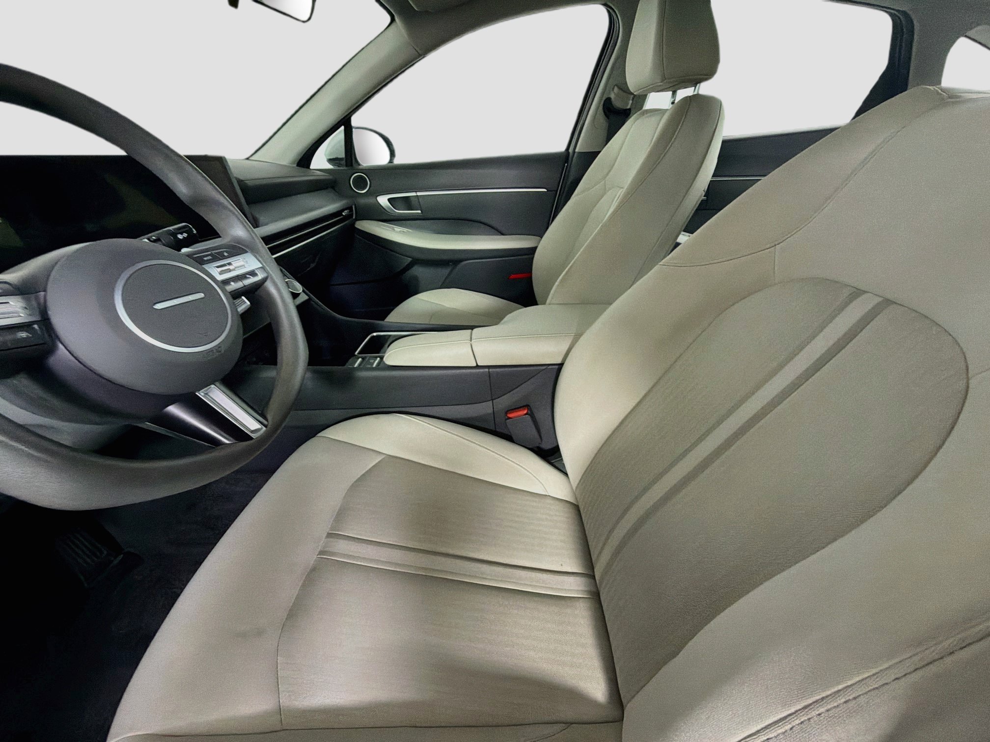 Used 2025 Hyundai Sonata SEL FWD image 13