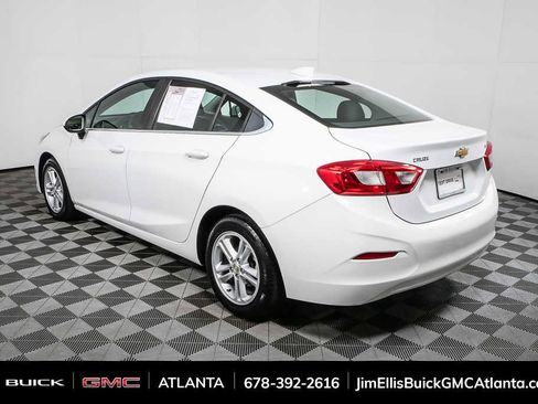 Used 2017 Chevrolet Cruze LT image 26