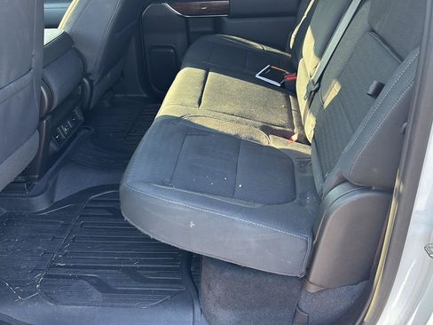 Used 2020 GMC Sierra 1500 SLE w/ SLE Value Package RWD image 15
