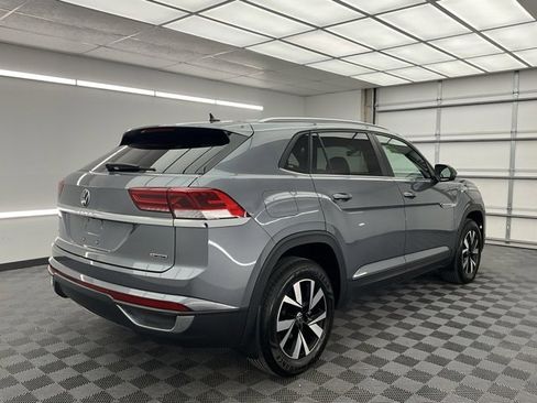 Used 2022 Volkswagen Atlas Cross Sport SE image 22