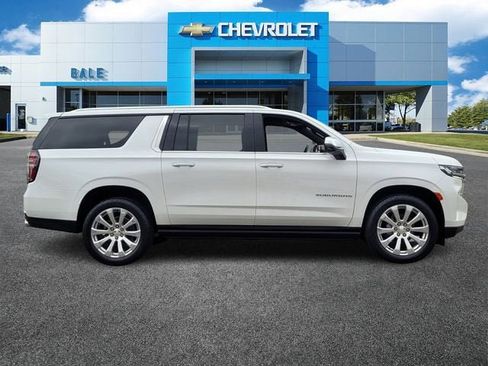 Used 2023 Chevrolet Suburban Premier w/ Premium Package 2 image 2