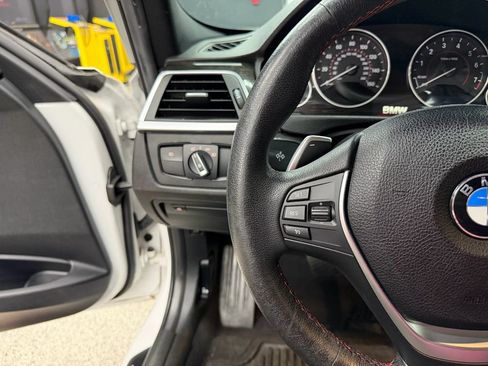 Used 2018 BMW 330i xDrive Sedan AWD/4WD image 24