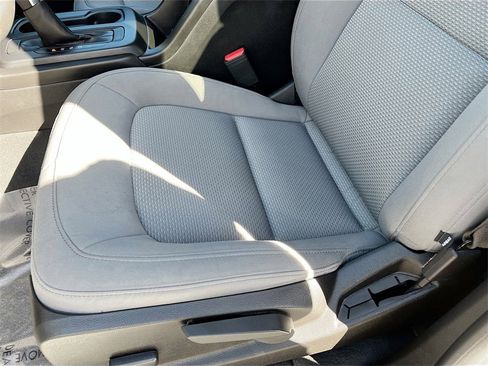 Used 2022 Chevrolet Colorado W/T w/ Custom Special Edition image 18