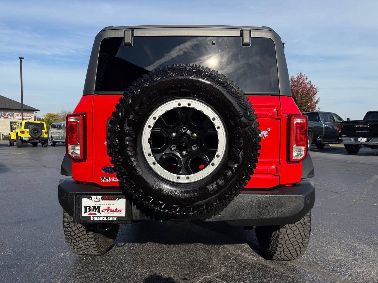 Used 2023 Ford Bronco Big Bend w/ Sasquatch Package AWD/4WD image 6