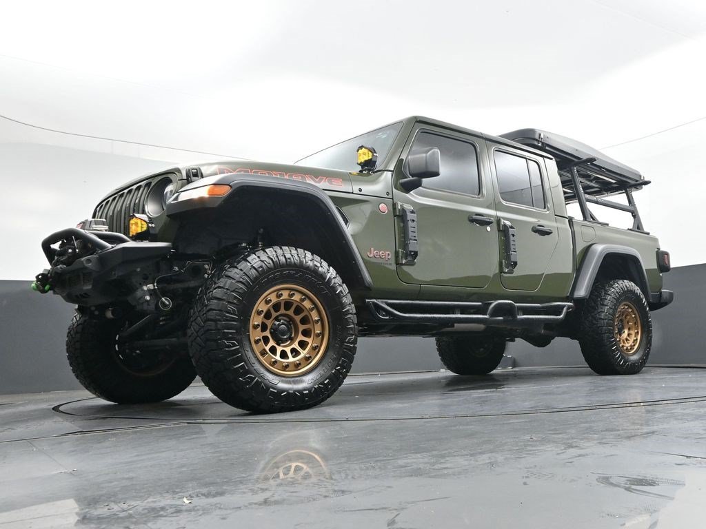 Used 2023 Jeep Gladiator Mojave w/ Cold Weather Group AWD/4WD image 35
