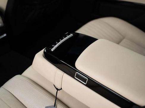Used 2007 Mercedes-Benz S 600 image 21