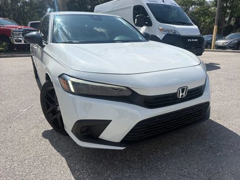 Used 2022 Honda Civic Sport image 5