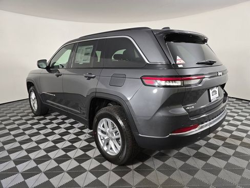 New 2025 Jeep Grand Cherokee Laredo X w/ Trailer Tow Package image 6