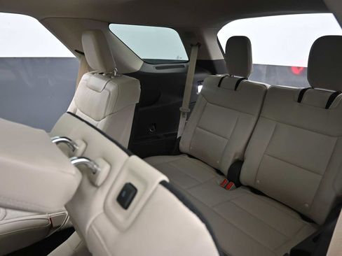 Used 2021 Ford Explorer Platinum w/ Equipment Group 601A image 23