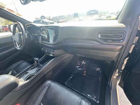 Used 2023 Dodge Durango GT image 29