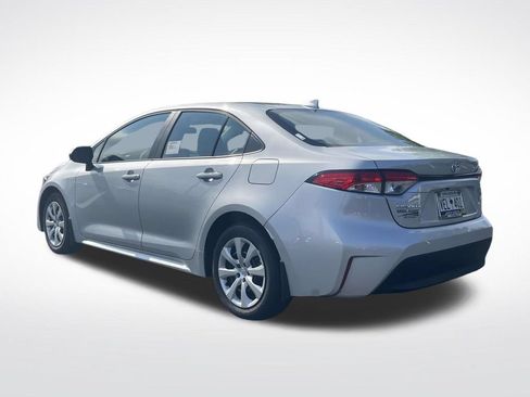 Used 2026 Toyota Corolla LE FWD image 4