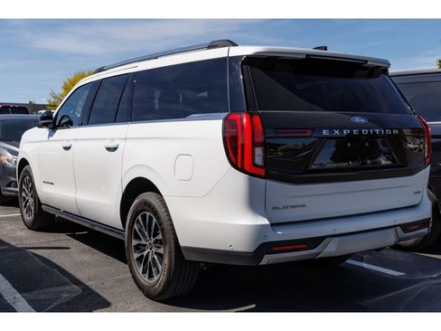Used 2025 Ford Expedition Max Platinum image 3