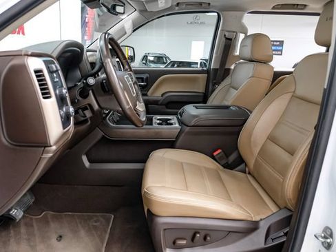 Used 2018 GMC Sierra 1500 Denali w/ Denali Ultimate Package AWD/4WD image 4