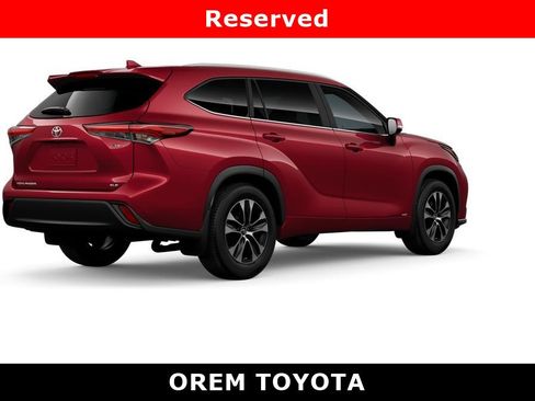 New 2026 Toyota Highlander XLE image 10