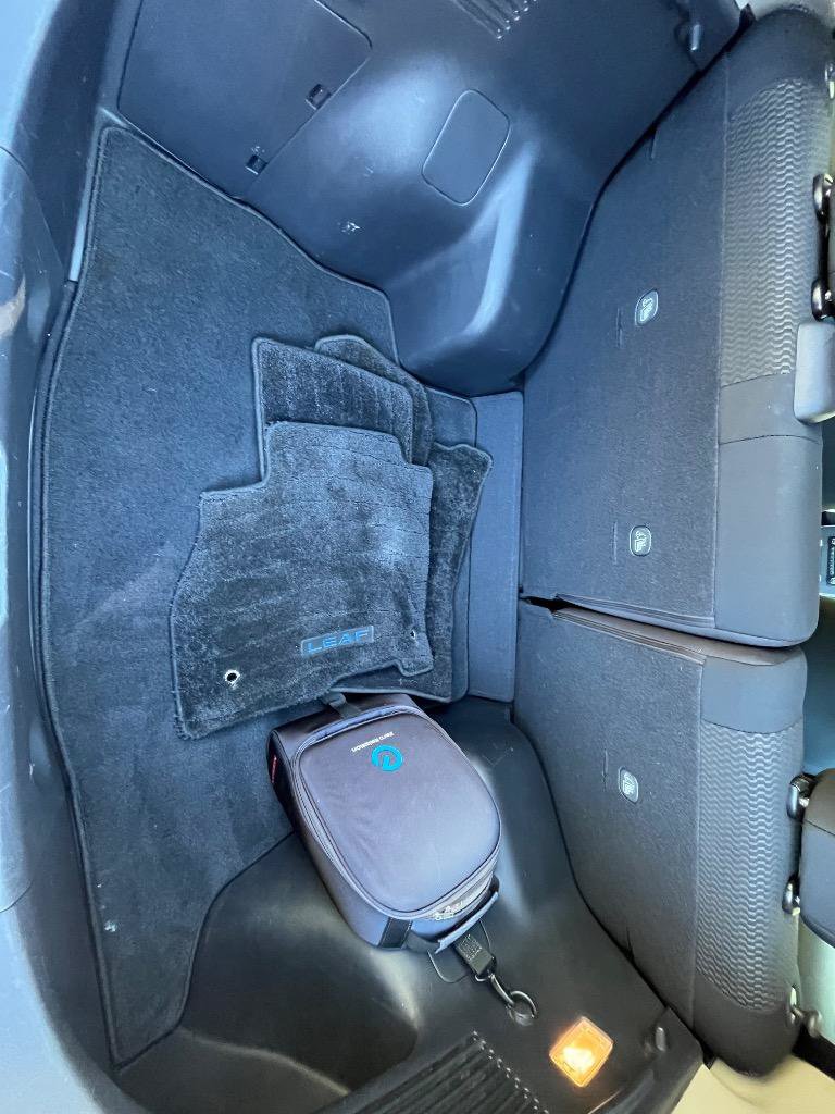 Used 2015 Nissan Leaf S w/ Charge Package FWD image 31