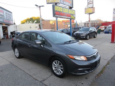 Used 2012 Honda Civic EX-L image 2