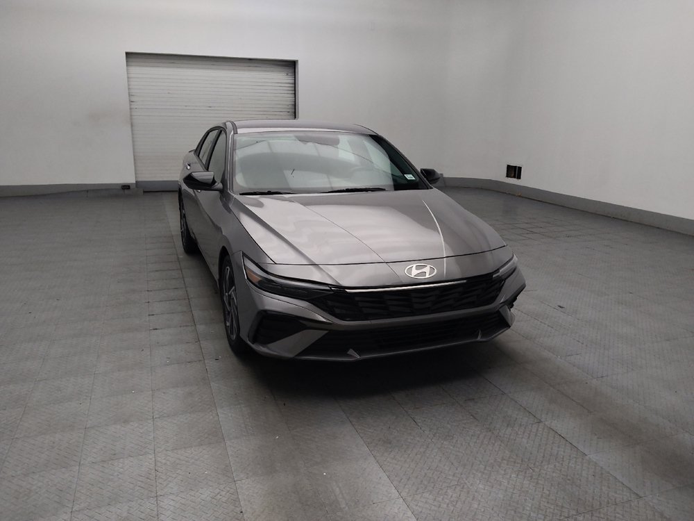 Used 2025 Hyundai Elantra Sport FWD image 13